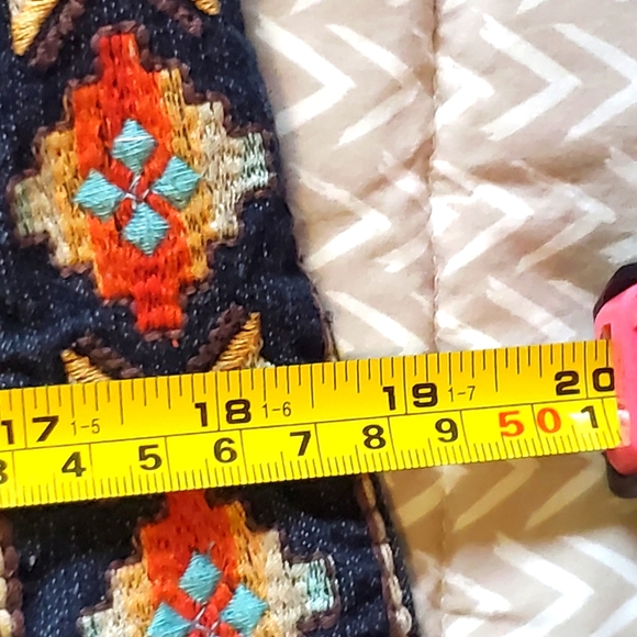 Denim Society Western Embroidered Shorts sz 11 EUC - Picture 8 of 9